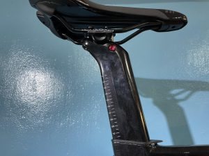 xe-dap-dua-twitter-sniper-pro-full-shimano-105-r7000-coc-yen