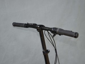 xe-dap-gap-trex-leon-banh-16-icnh-tay-lai